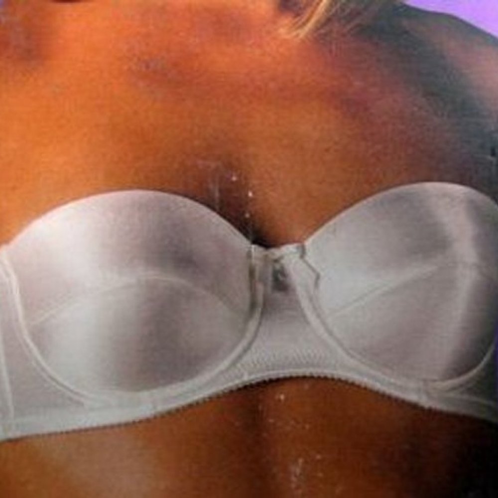 VOGUE Petites Strapless Underwire Bra - 32B